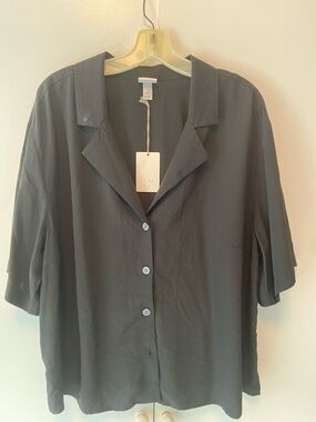 Black Short-Sleeve Button Front Shirt